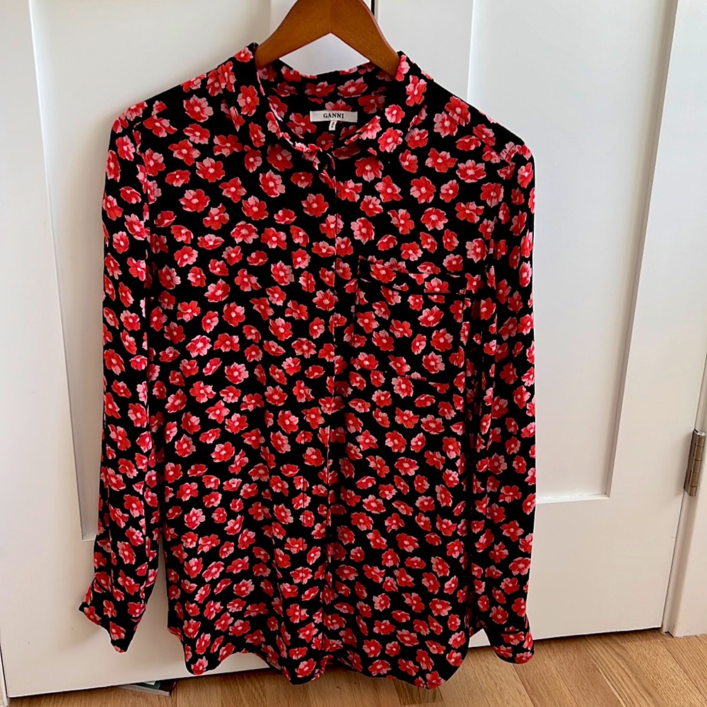 Great summer to fall transition almost new flower Ganni viscose blouse.